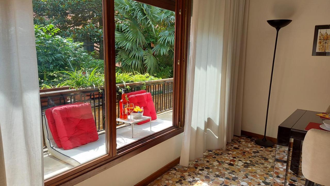 Antico Rio Acqua Dolce Apartment Венеция Экстерьер фото